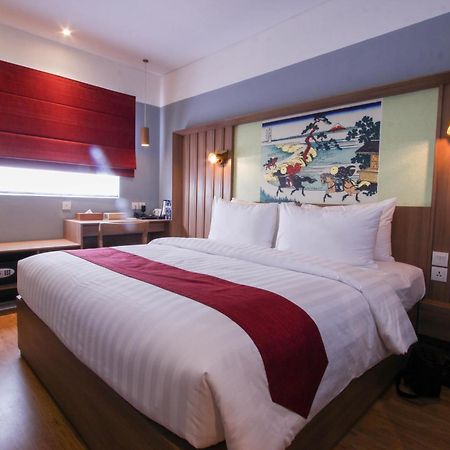 Kuretakeso Kemang Hotel Jacarta Exterior foto