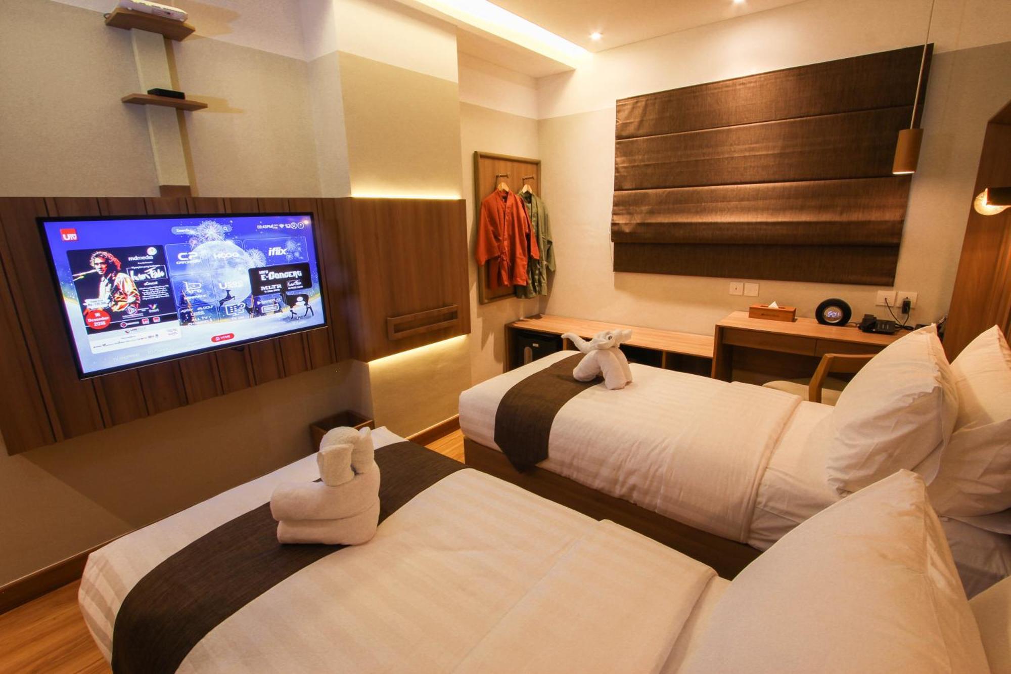 Kuretakeso Kemang Hotel Jacarta Exterior foto