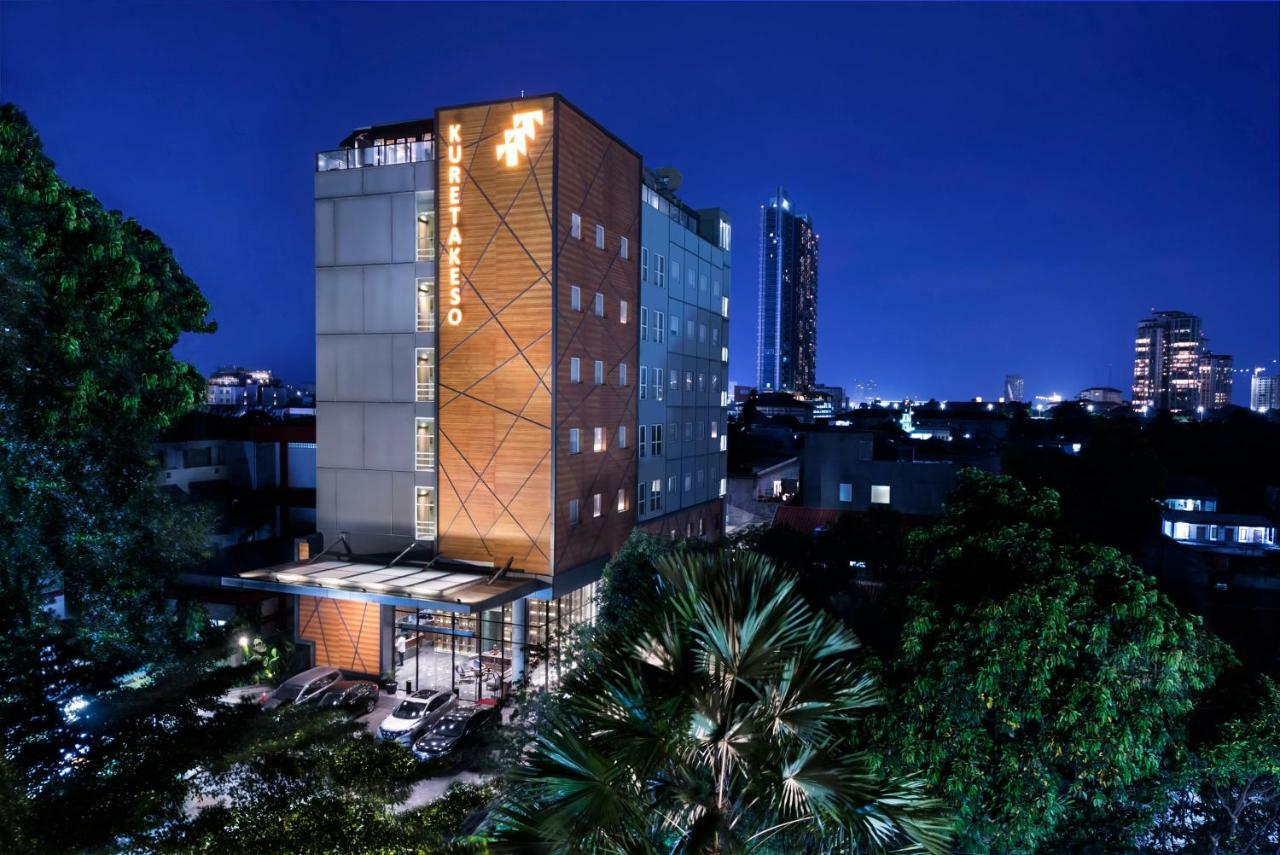 Kuretakeso Kemang Hotel Jacarta Exterior foto